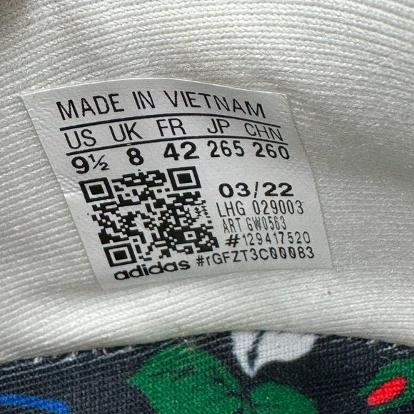 Adidas x Rich Mnisi NMD_R1 - Picture 10 of 11